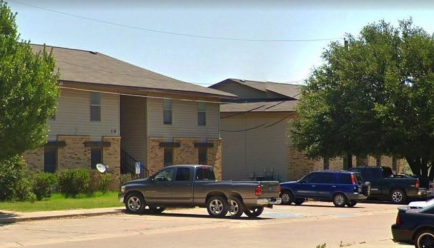 2330 N Hwy 208 - Photo 3