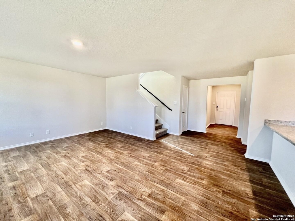 13806 Valley Patch - Photo 4
