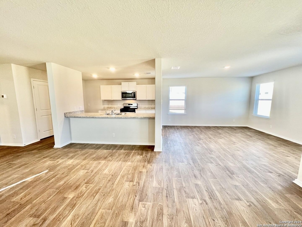 13806 Valley Patch - Photo 5