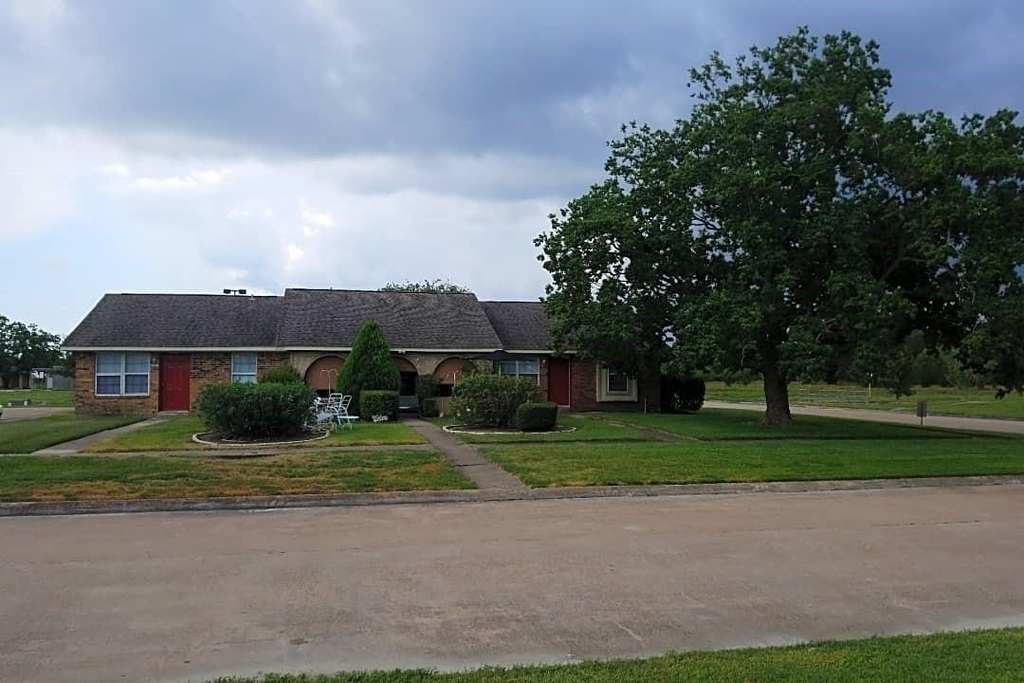 3301 Royal St - Photo 4