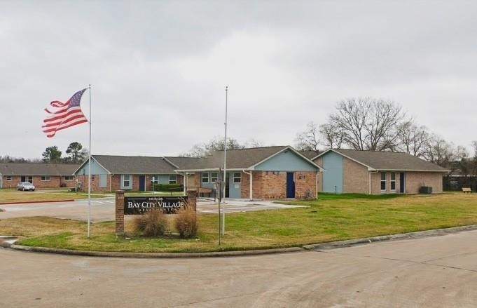 3301 Royal St - Photo 0