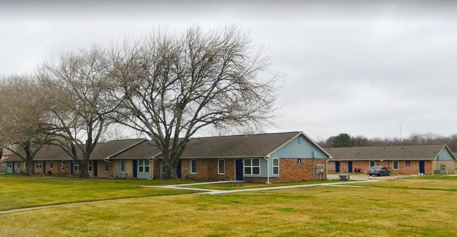 3301 Royal St - Photo 1