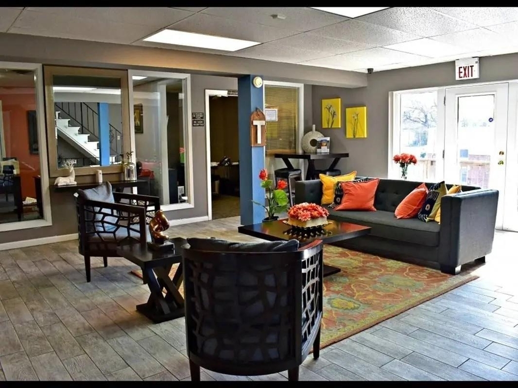 1301 S Scott Ave - Photo 5