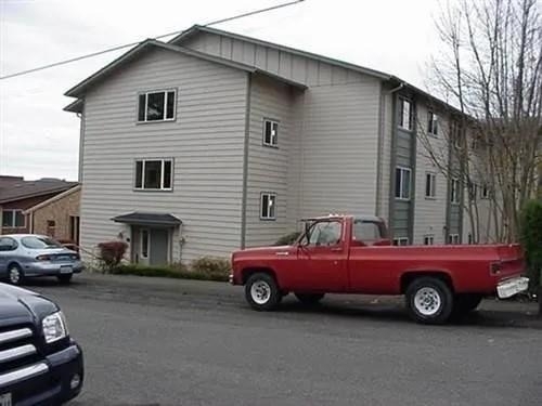 141 S River Street - Photo 4