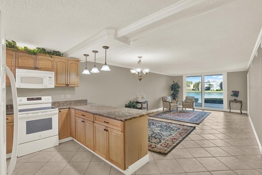 7625 Sun Island Drive S - Photo 7