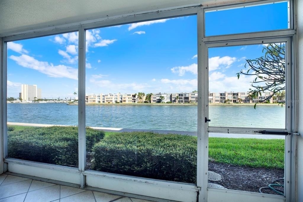 7625 Sun Island Drive S - Photo 17