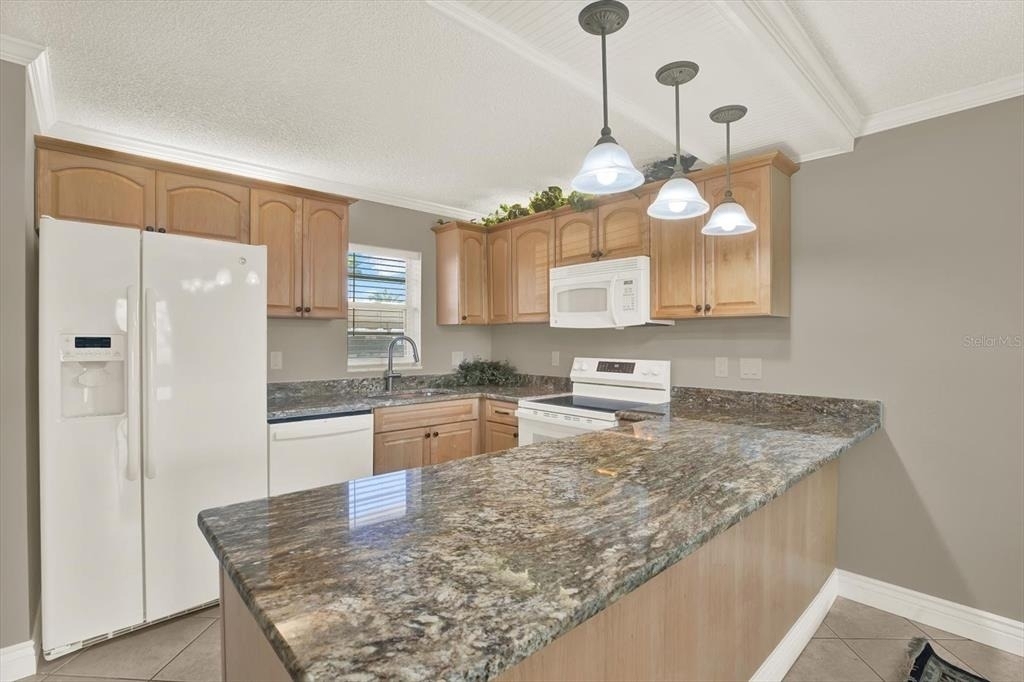 7625 Sun Island Drive S - Photo 10