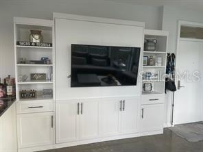 1350 Main Street - Photo 3
