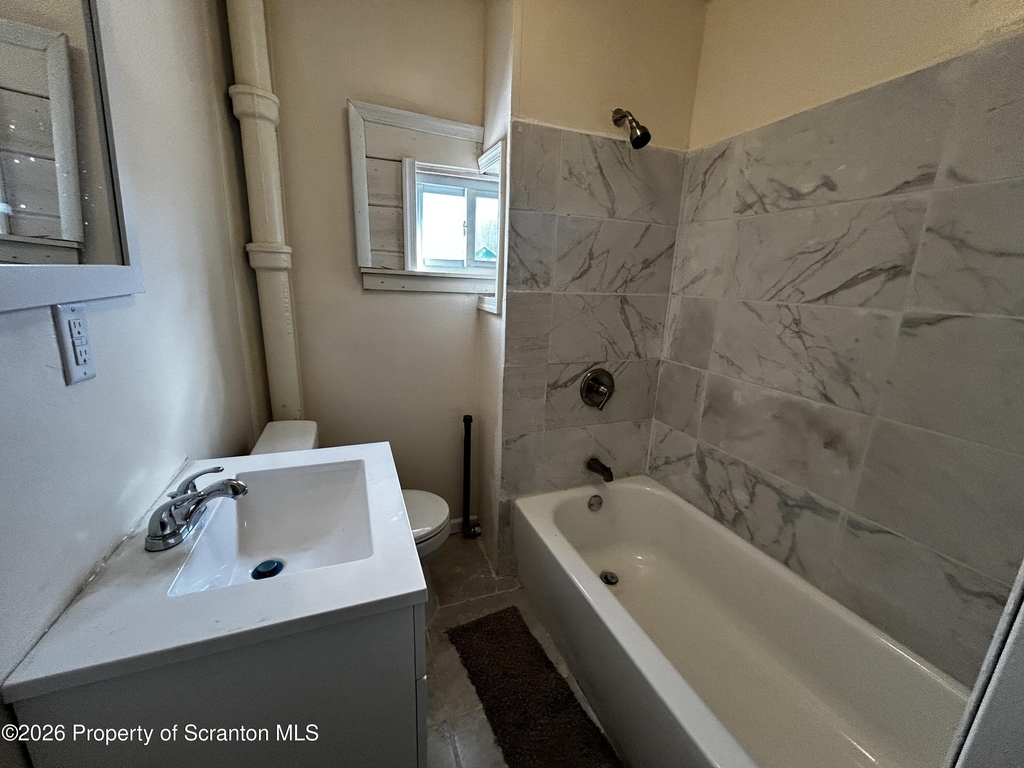 25 Richmond Street - Photo 11