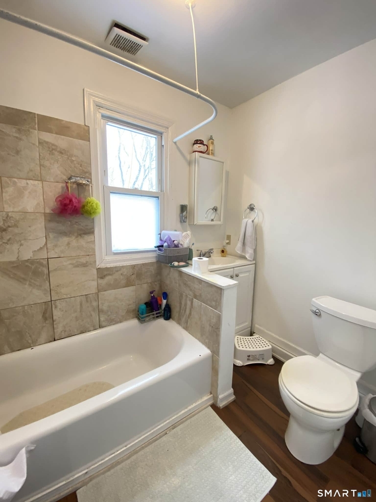 70 Woodbine Street - Photo 5