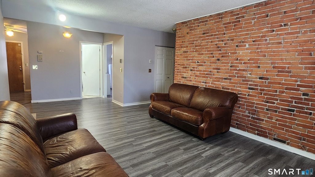 18 Townley Street - Photo 1