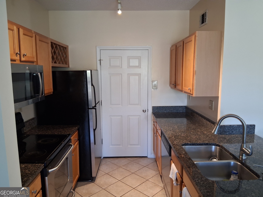 4333 Dunwoody Park - Photo 1