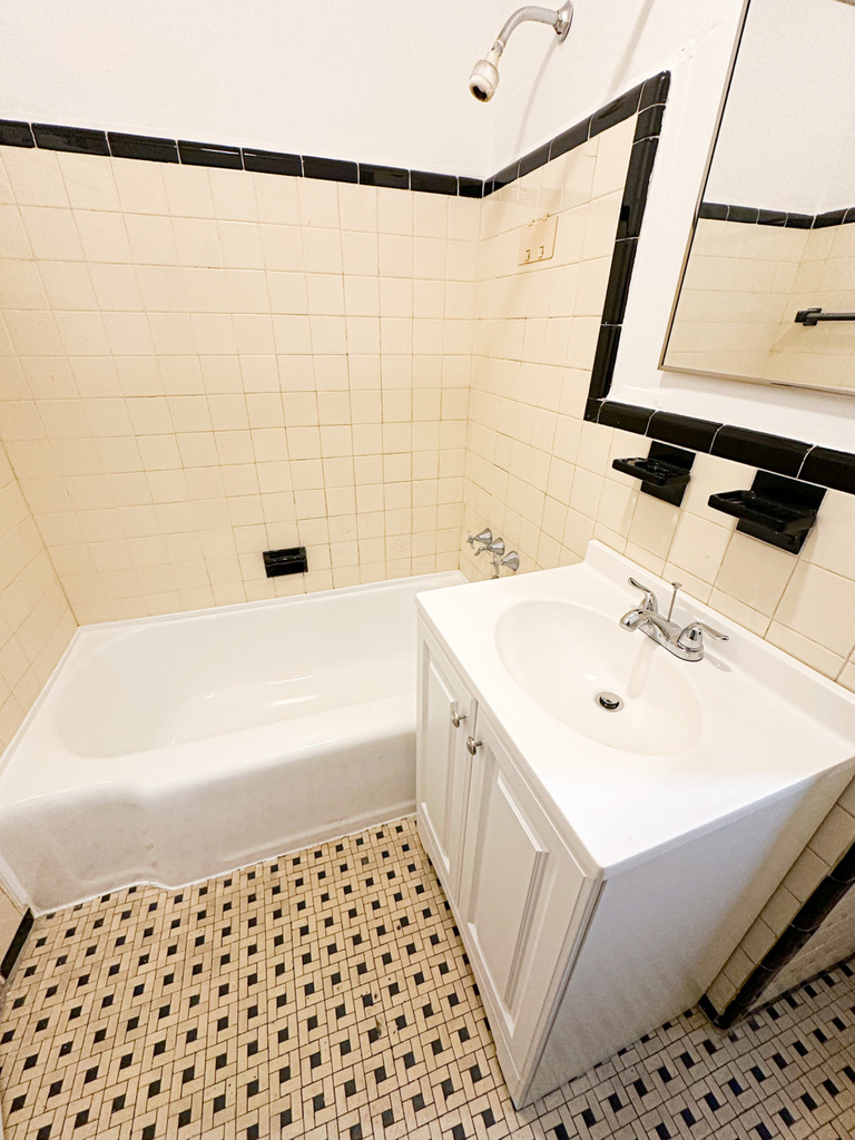 85-11 34th Avenue - Photo 8
