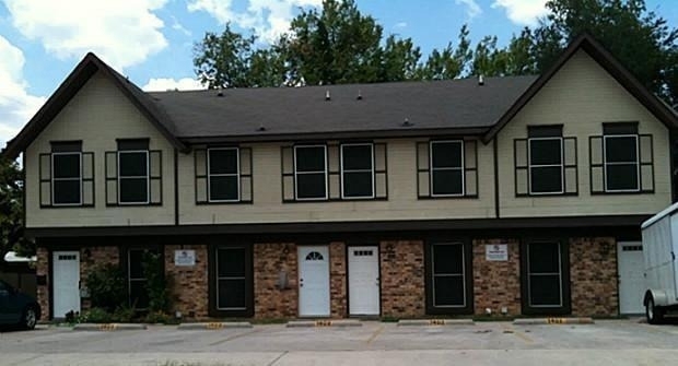 1403 Shufford Street - Photo 0