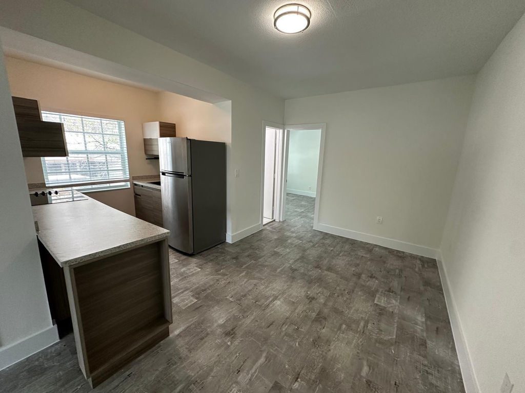 130 Antiquera Avenue - Photo 6
