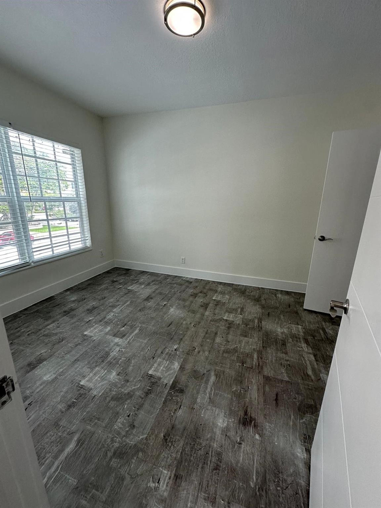 130 Antiquera Avenue - Photo 7