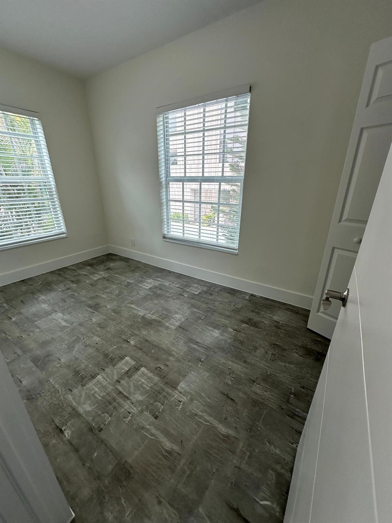 130 Antiquera Avenue - Photo 9