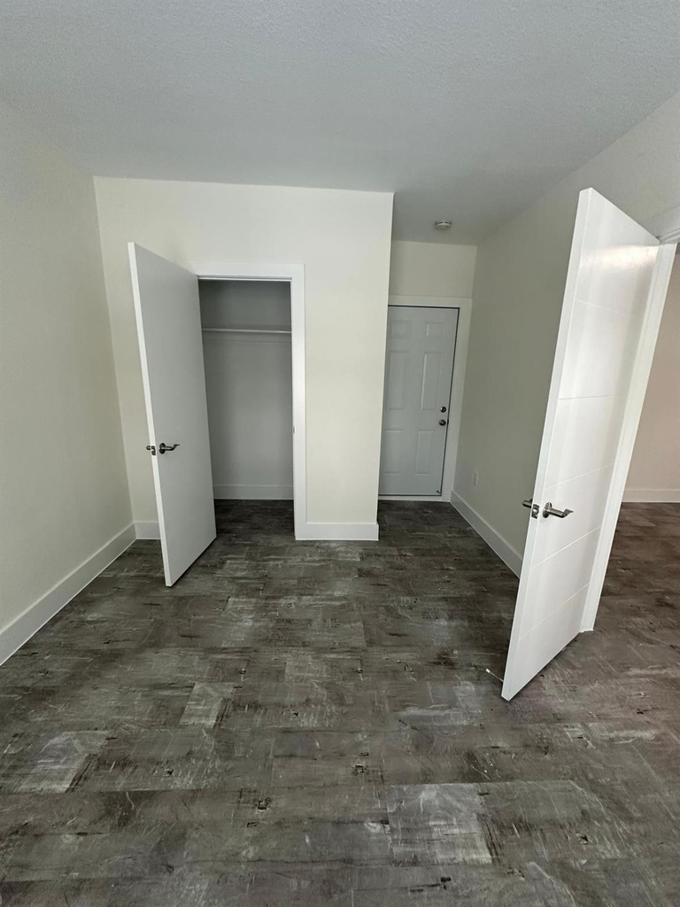 130 Antiquera Avenue - Photo 3