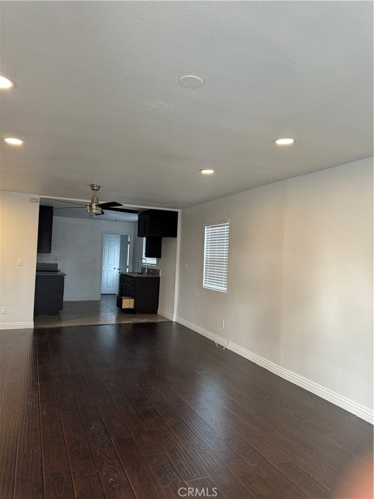 847 W Gage Avenue - Photo 8