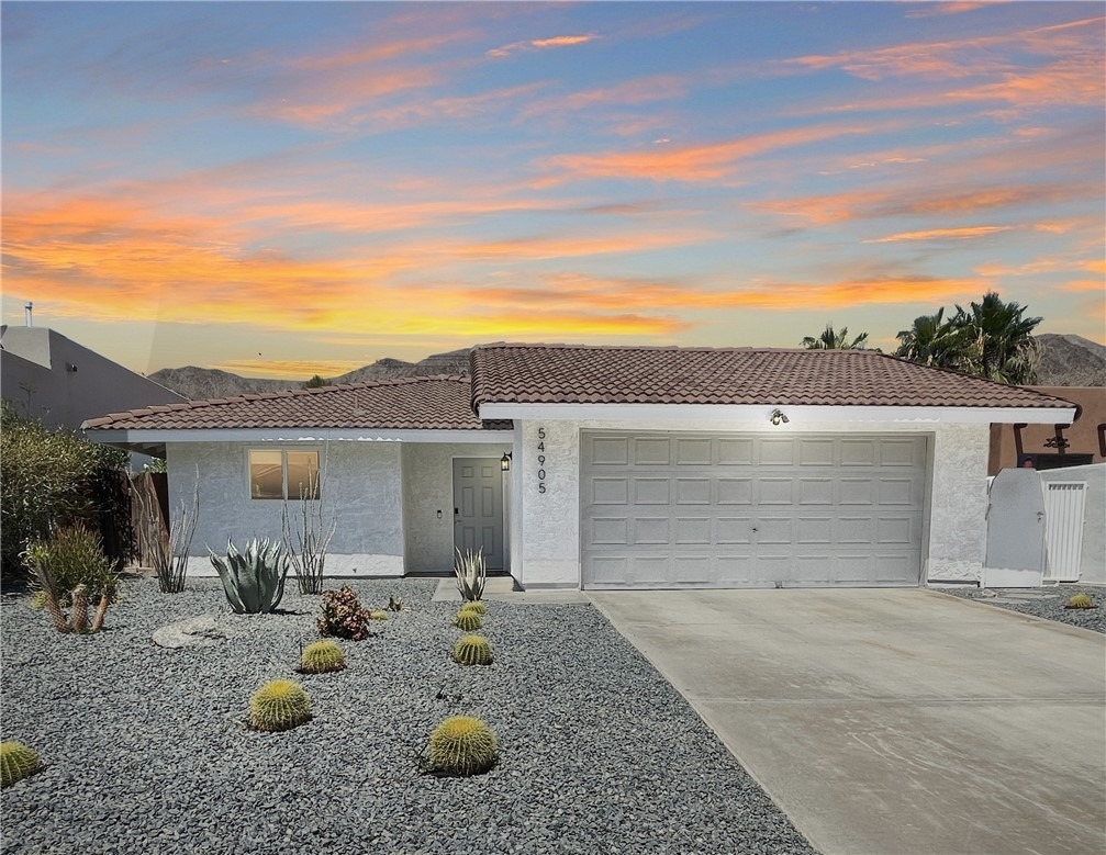 54905 Avenida Diaz - Photo 0