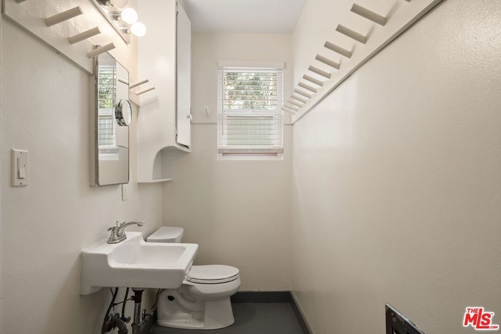 161 W Channel Road - Photo 19