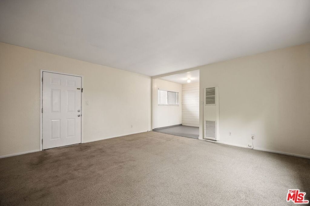 161 W Channel Road - Photo 6
