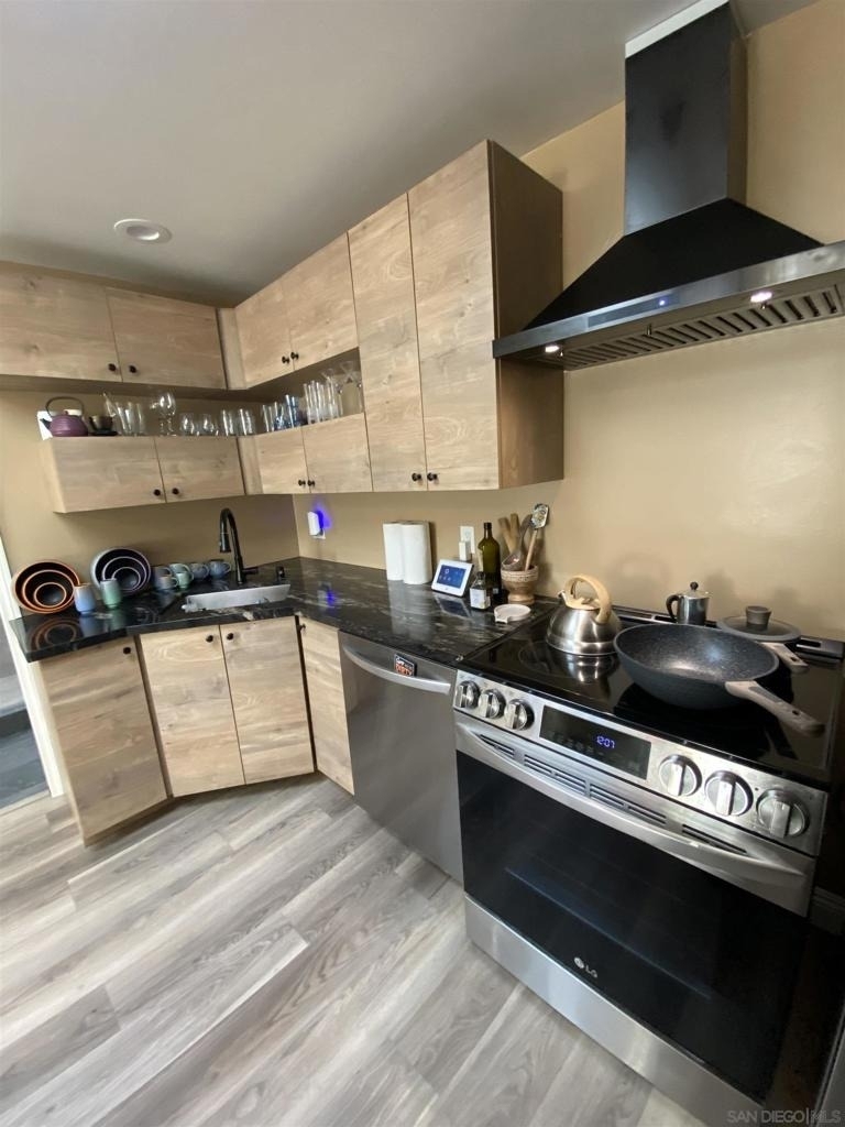 3042 Newell Dr - Photo 10