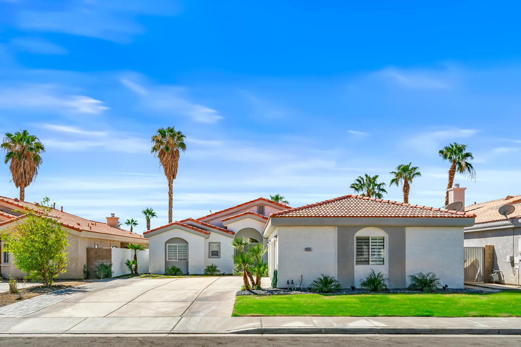 79535 Dandelion Drive - Photo 0