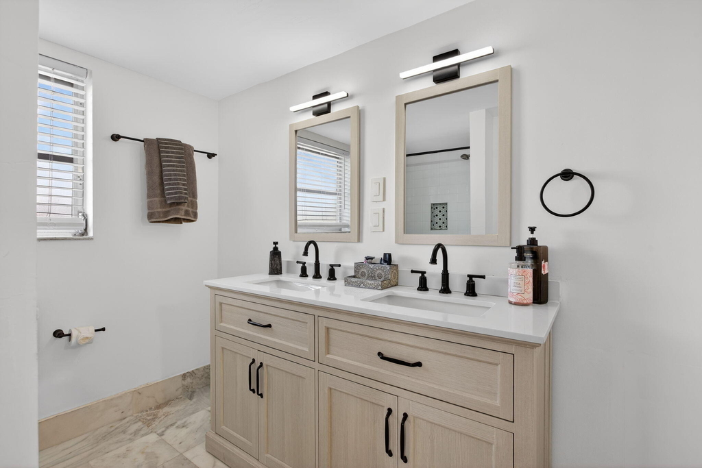 3960 Oaks Clubhouse Drive - Photo 18