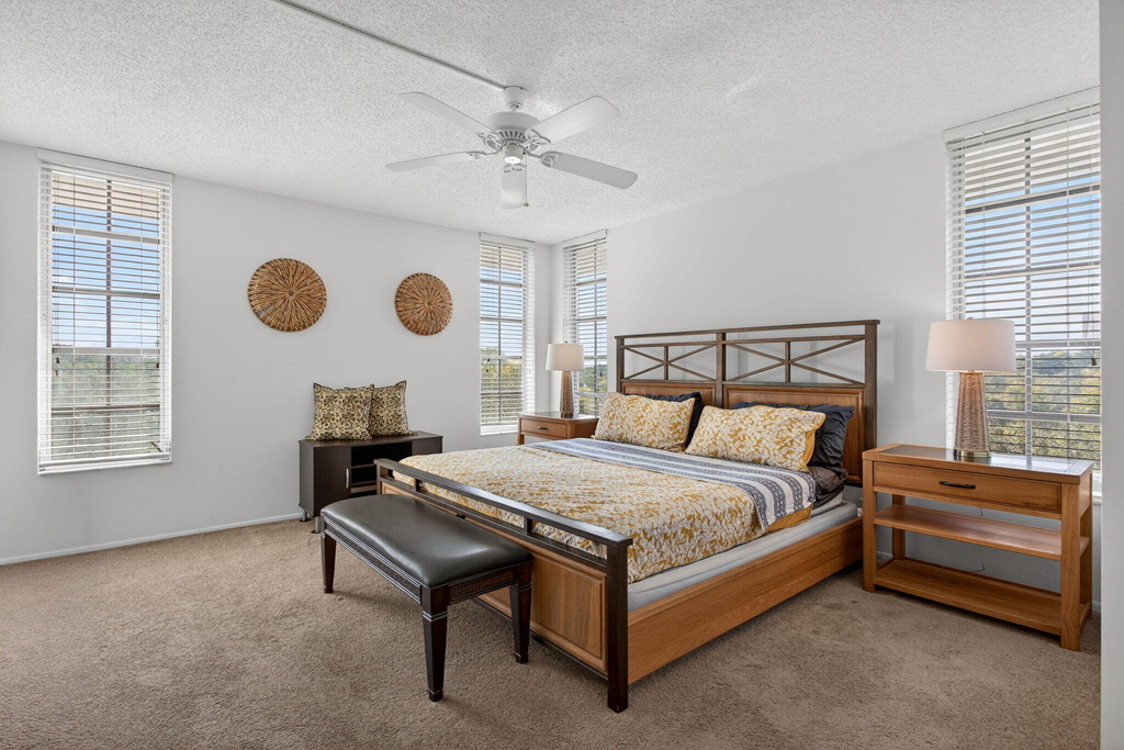 3960 Oaks Clubhouse Drive - Photo 15
