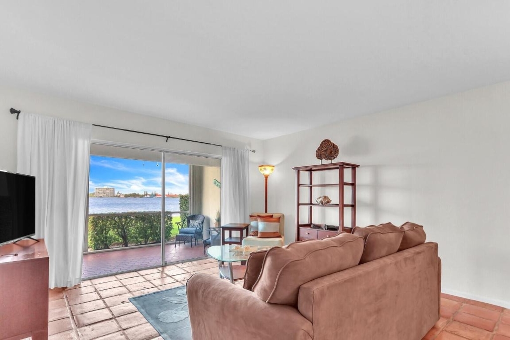 1025 Sugar Sands Boulevard - Photo 16