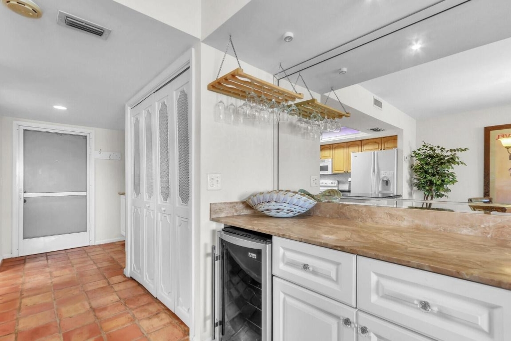 1025 Sugar Sands Boulevard - Photo 9