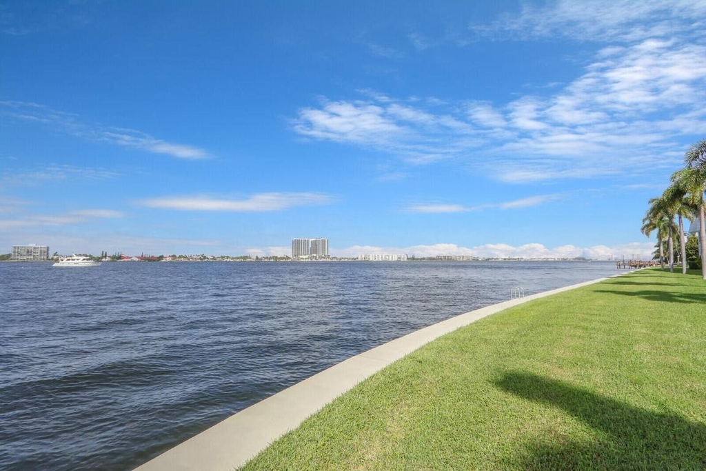 1025 Sugar Sands Boulevard - Photo 30
