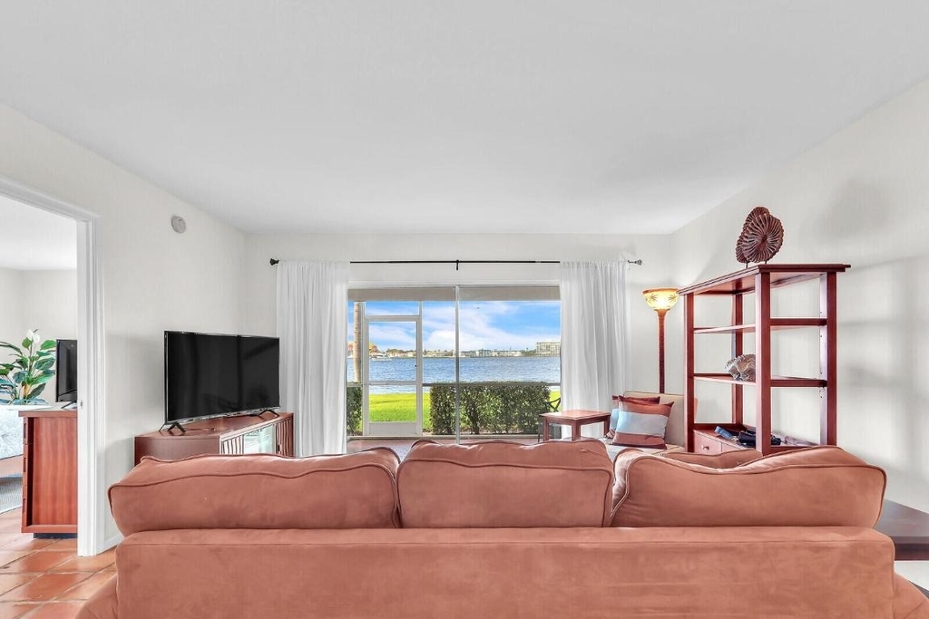 1025 Sugar Sands Boulevard - Photo 15
