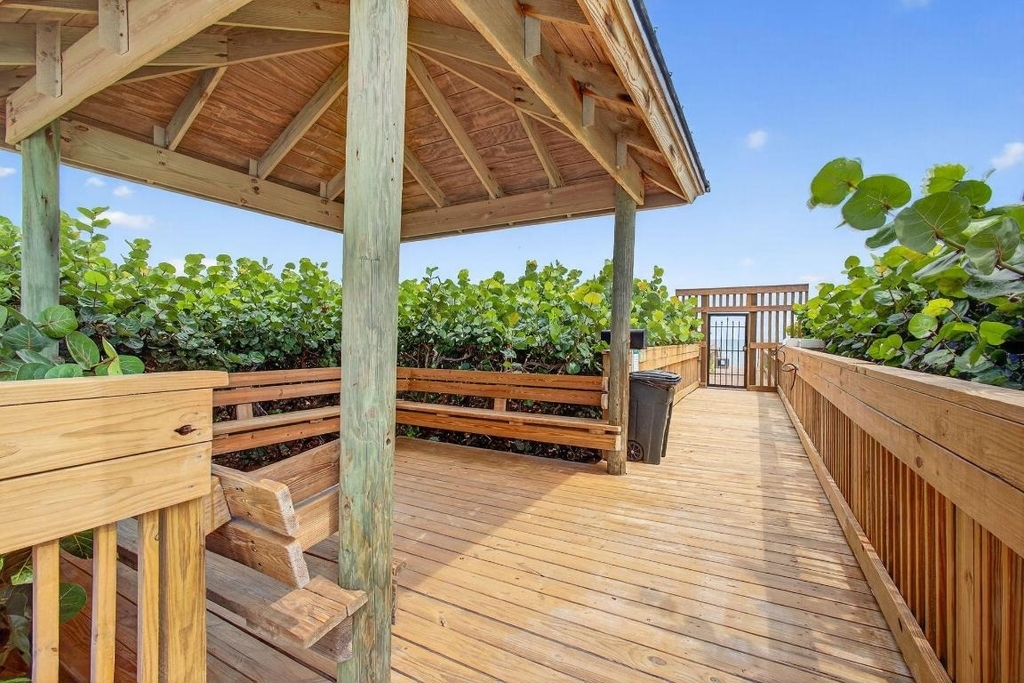 9650 S Ocean Drive - Photo 9