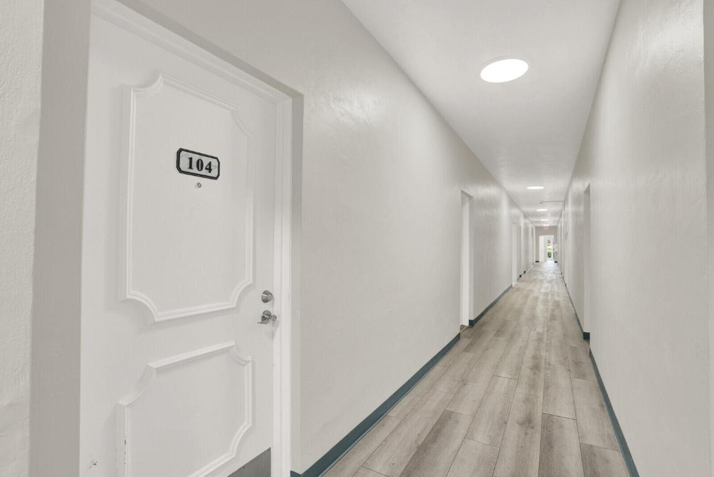 299 Sw 7th Street - Photo 2