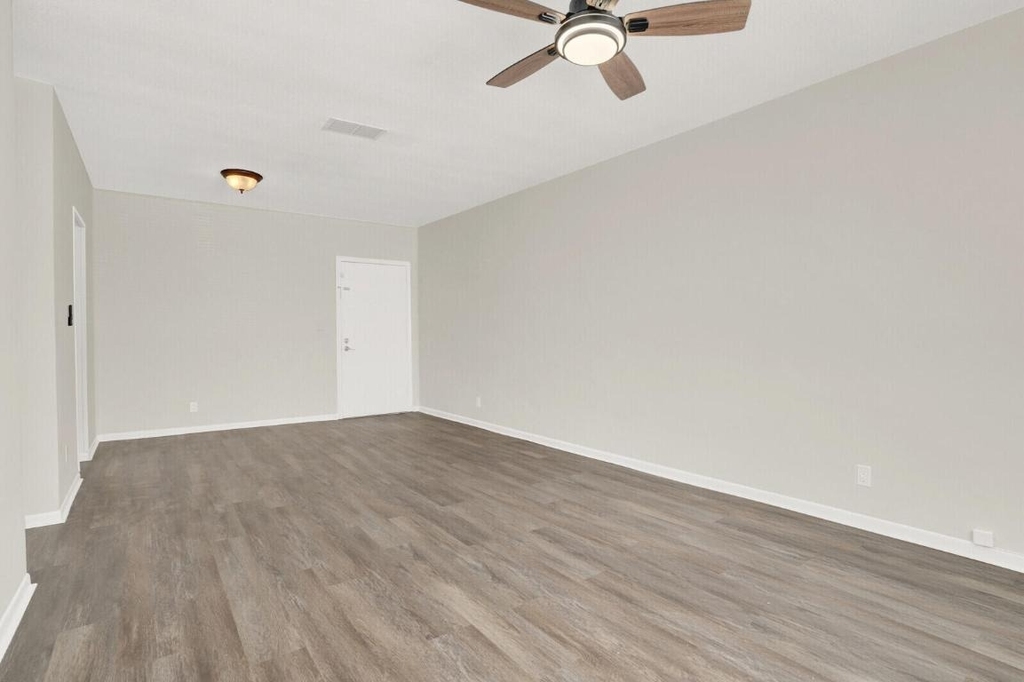 299 Sw 7th Street - Photo 7