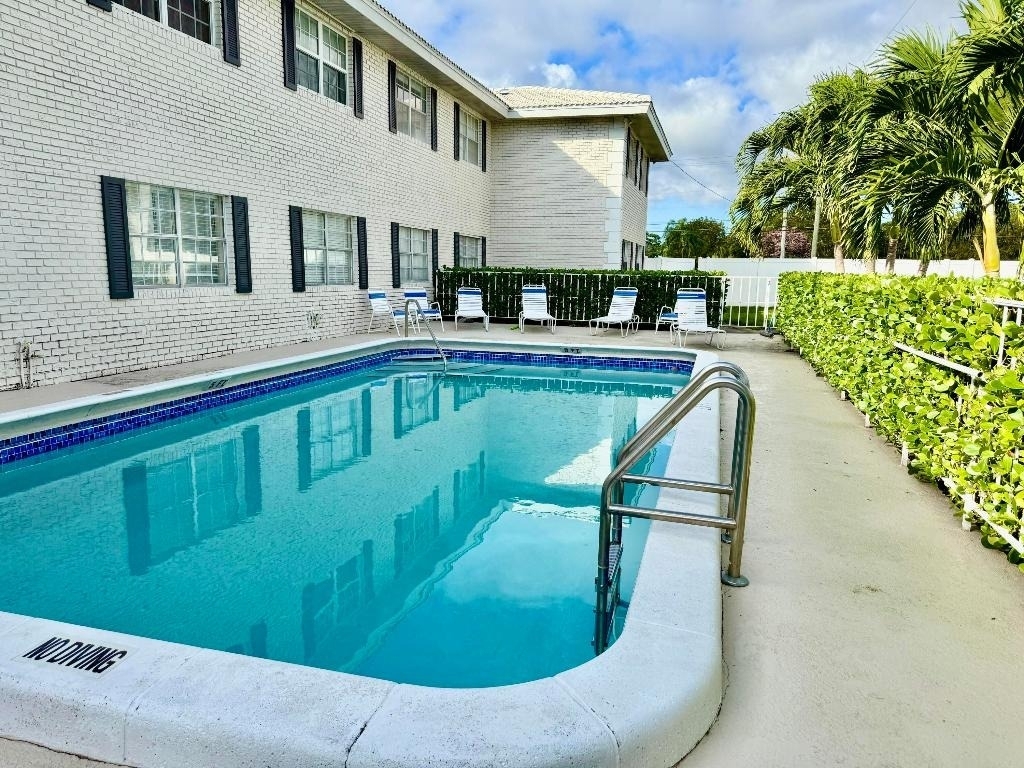 299 Sw 7th Street - Photo 18