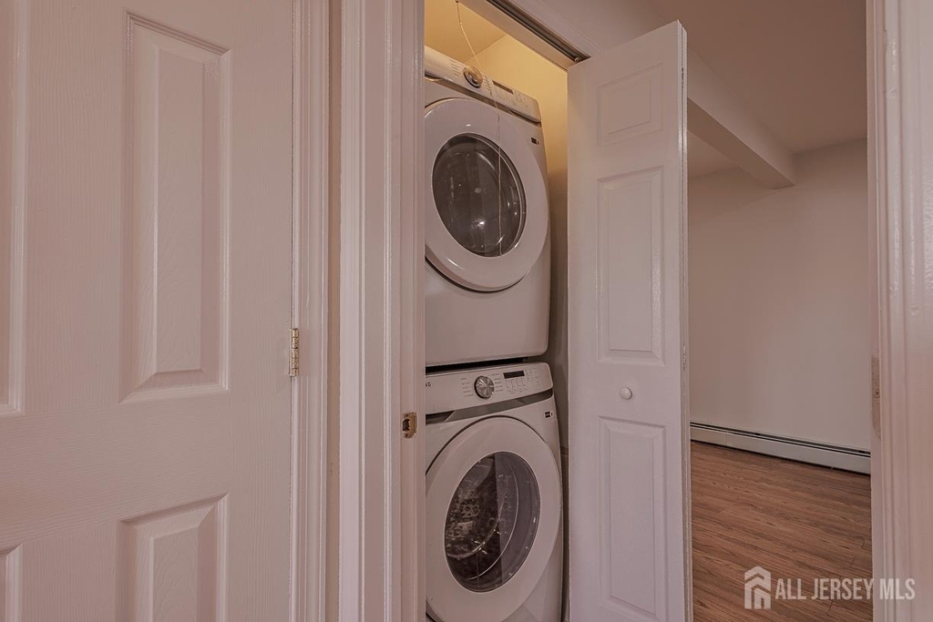 253 9th Street - Photo 10