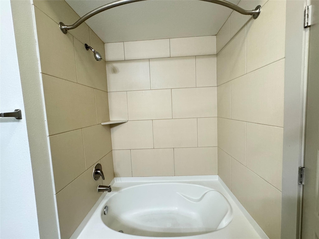 145 Heights Blvd - Photo 6