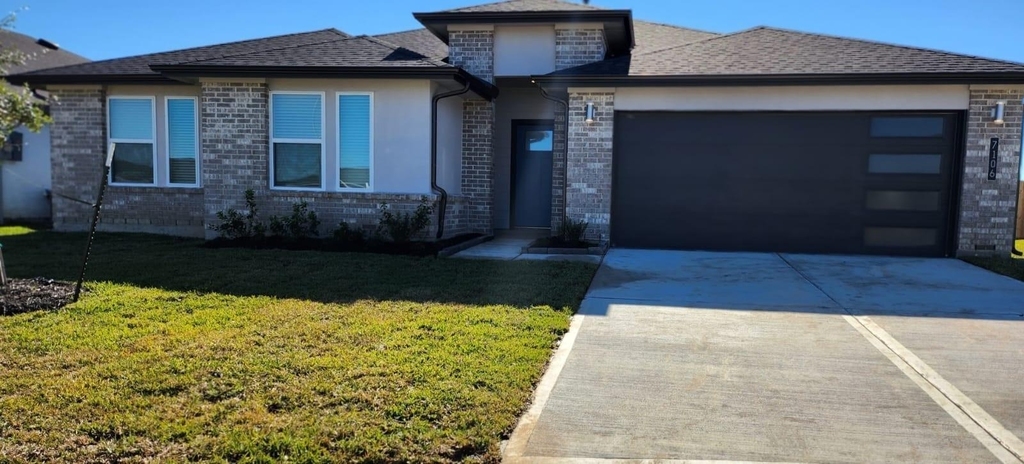 7106 Marina Heights Way - Photo 1