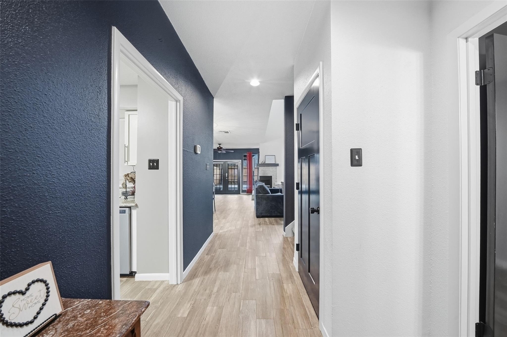 3226 Poe Drive - Photo 3
