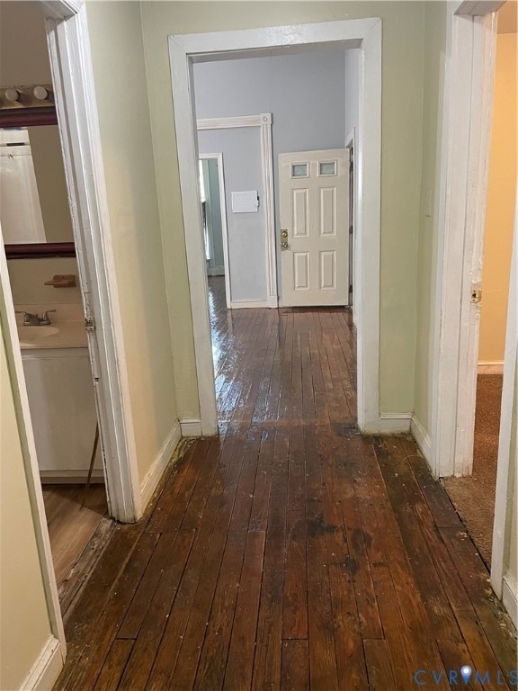 712 W Washington Street - Photo 4