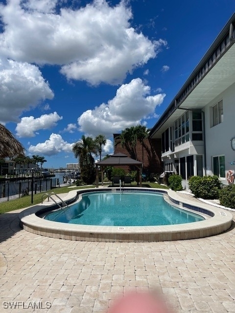632 Victoria Drive - Photo 1