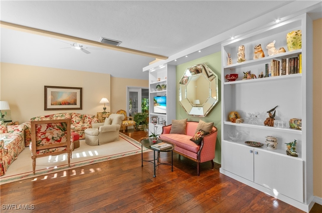 1313 Solana Road W - Photo 4