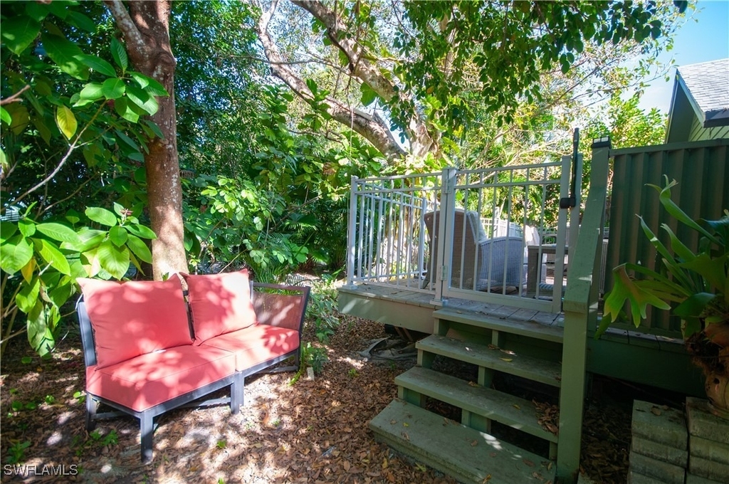 1313 Solana Road W - Photo 27