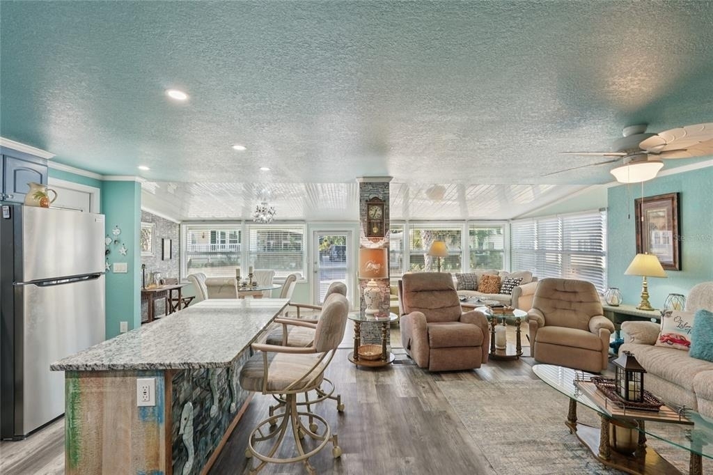 712 Roma Road - Photo 9