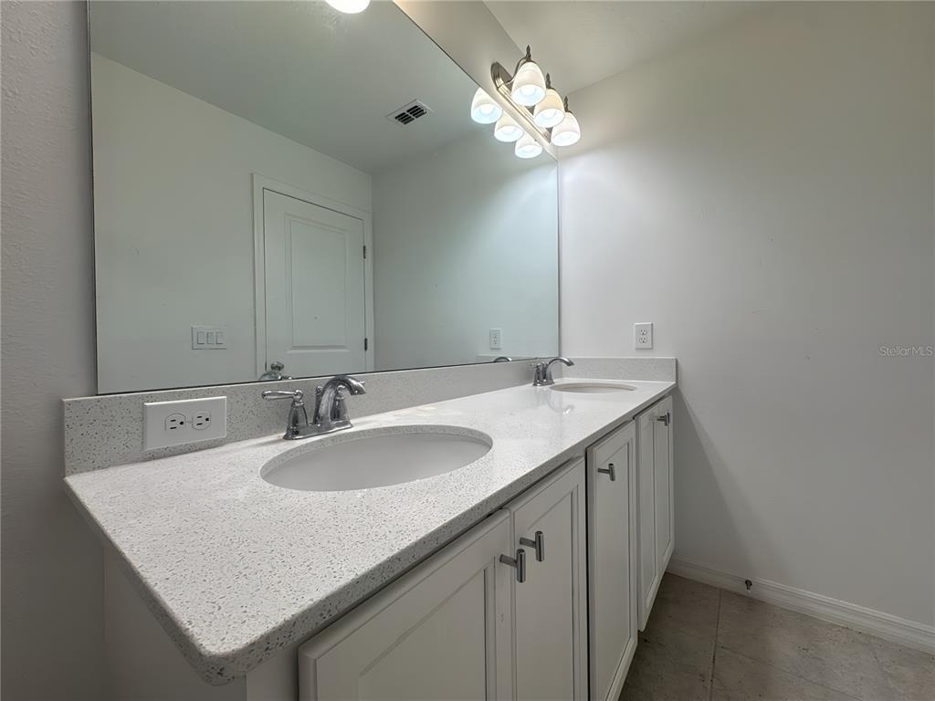 2962 Voyager Avenue - Photo 9