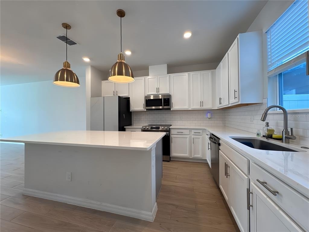 2962 Voyager Avenue - Photo 4