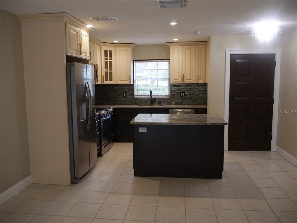 2411 Aspinwall Street - Photo 7
